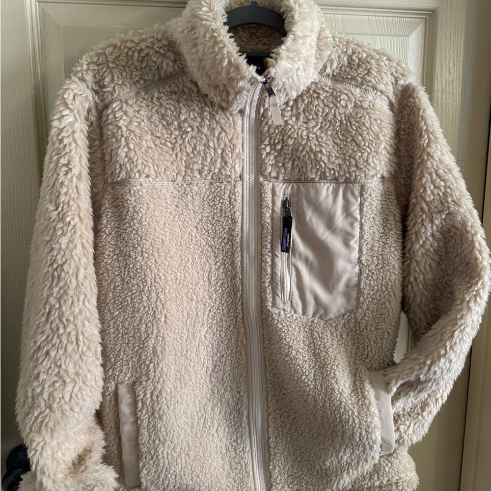 Patagonia Women’s Cream Sherpa Jacket